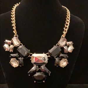 The Limited, Gold necklaces